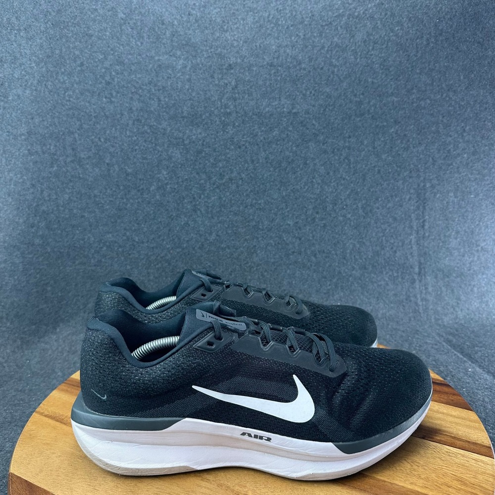 Nike Air Winflo 11 Mens Black White Running Shoes FQ8937-001 Size 13